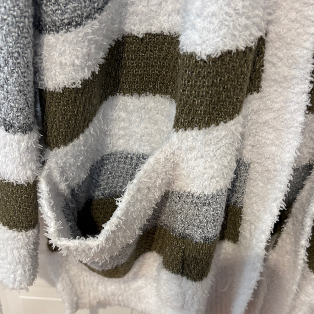🎈5 for $15🎈Pink Clover Cozy Striped Open Cardigan - Gray, White & Olive - Picture 4 of 5